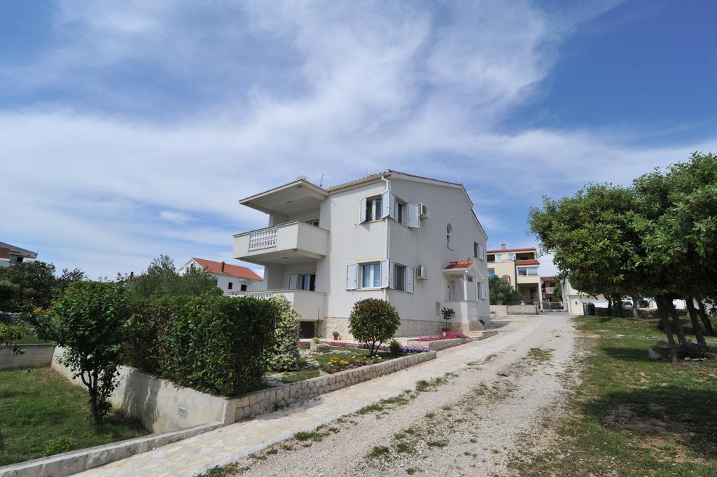 Apartments Luna Петркане Екстериор снимка