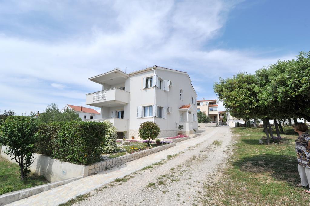 Apartments Luna Петркане Екстериор снимка