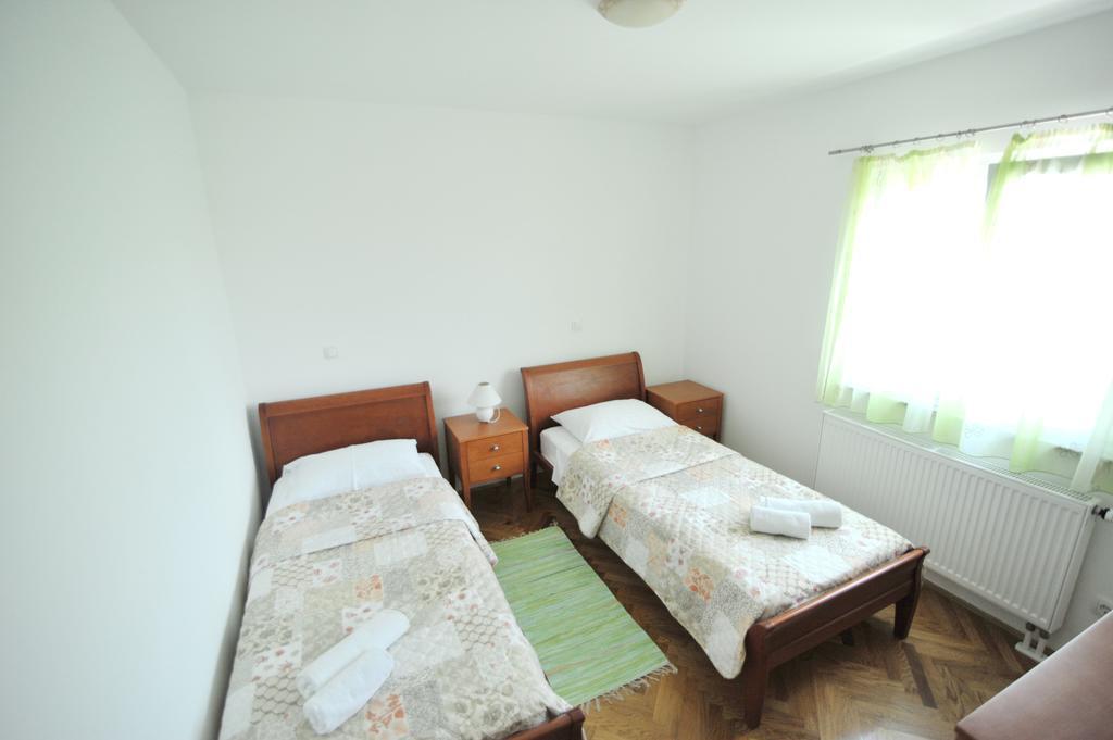 Apartments Luna Петркане Екстериор снимка