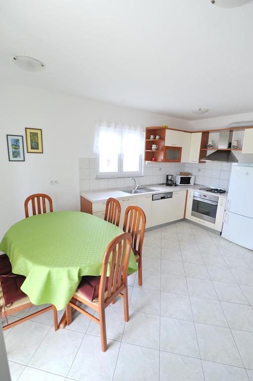 Apartments Luna Петркане Екстериор снимка