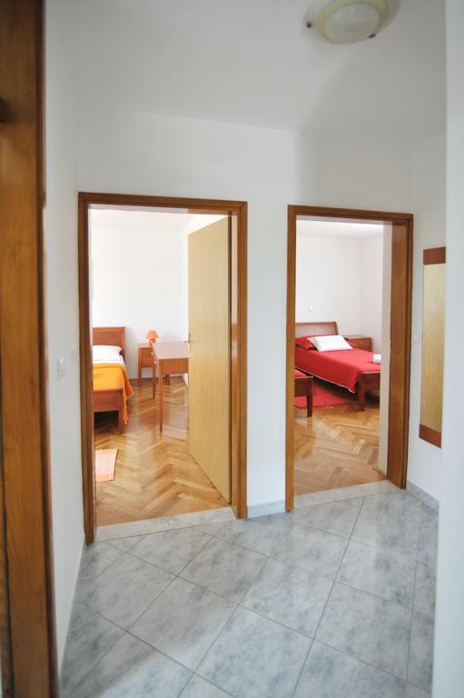 Apartments Luna Петркане Екстериор снимка
