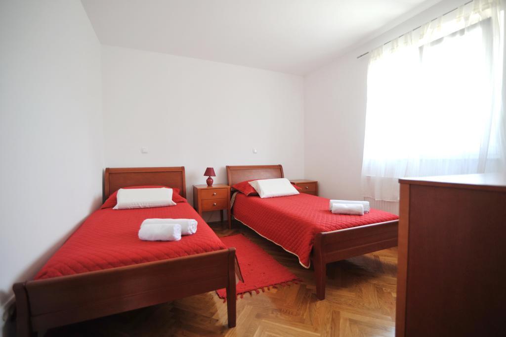 Apartments Luna Петркане Екстериор снимка